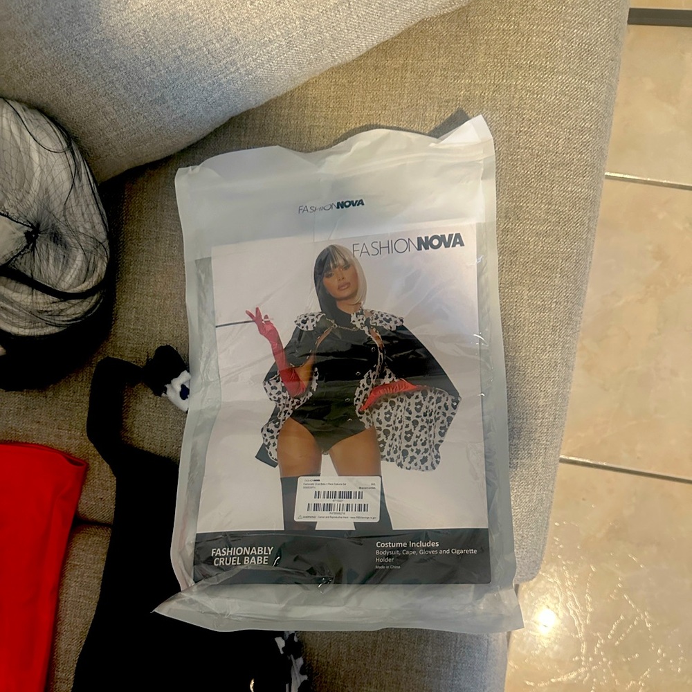 Fashion Nova Black and White Cruella  Costume Set